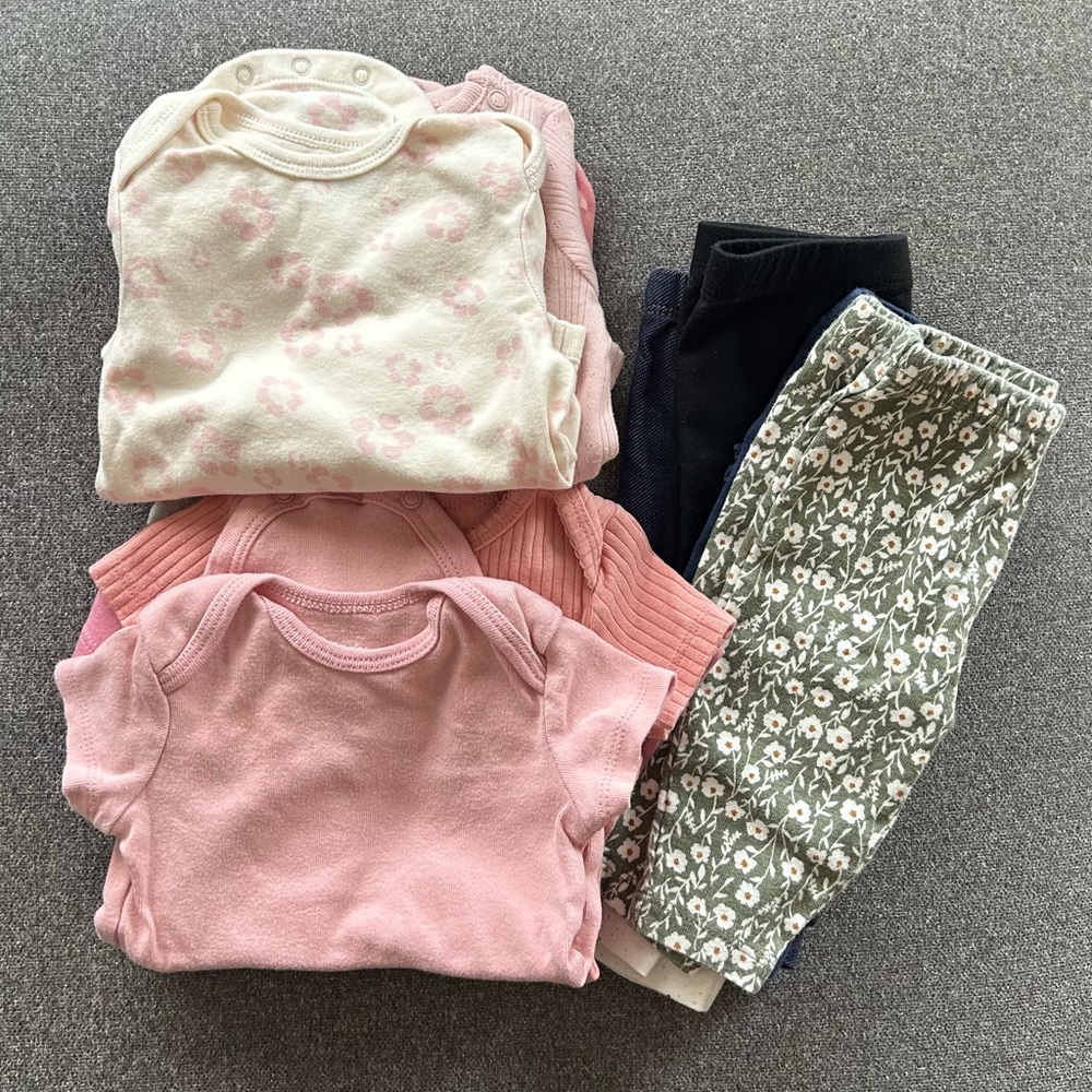 Girls 0-3 M Bundle